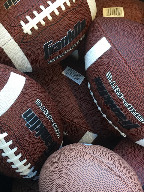 季中稳居联 季中稳居联